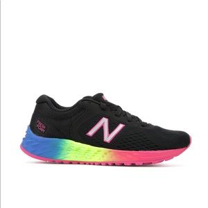 New Balance kids Arishi running shoe